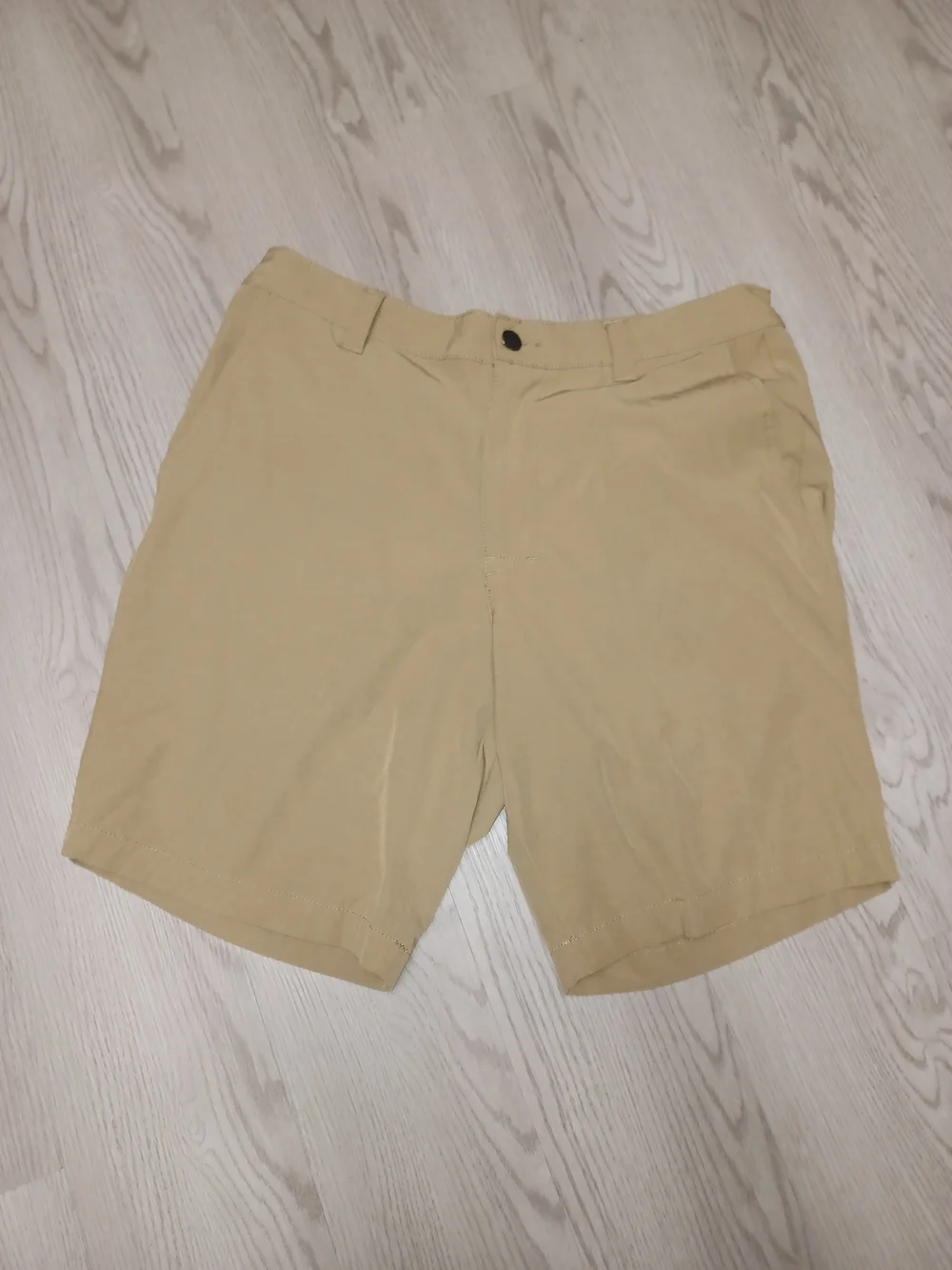 Banana Republic Men's Khaki Flat-Front Casual Shorts